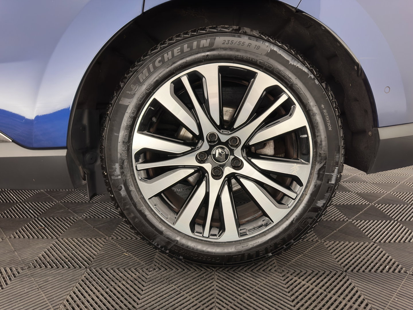 Renault Espace 2.0 Blue dCi Initiale Paris [ 7-Pers. ] Aut. *PANO | HEAD-UP | LEATHER |  ADAPTIVE-CRUISE | FULL-LED | CAMERA | KEYLESS | HEATED-COMFORTSEATS | PRIVACY-GLASS | ECC | PDC | AMBIENT-LIGHT | 19''ALU*