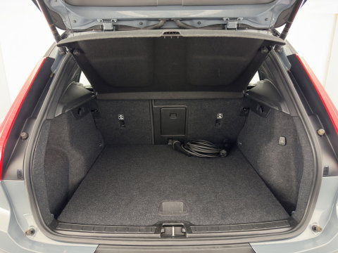 Volvo XC40 1.5 T4 Recharge R-Design Expression {SoH-83%} (Plug-in) (INCL-BTW)  Aut. *PANO | DIGI-COCKPIT | HARMAN/KARDON | BLINDSPOT | KEYLESS | DAB | SPORTSEATS | FULL-LED | NAVI-FULLMAP | CAMERA | ECC | TOWBAR | 18'' ALU*