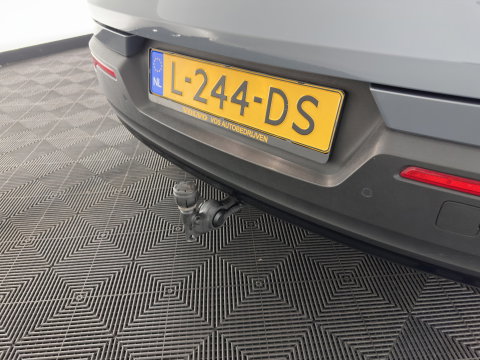 Volvo XC40 1.5 T4 Recharge R-Design Expression {SoH-83%} (Plug-in) (INCL-BTW)  Aut. *PANO | DIGI-COCKPIT | HARMAN/KARDON | BLINDSPOT | KEYLESS | DAB | SPORTSEATS | FULL-LED | NAVI-FULLMAP | CAMERA | ECC | TOWBAR | 18'' ALU*