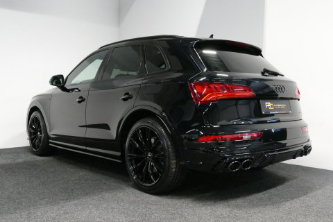 Audi Q5 55 TFSI e S edition / S Line / SQ5 Diffuser / Maxton Design Bodykit V.2 / Luchtvering / Panoramadak / Elektr. verstelbare voorstoelen (links met memory) / Matrix LED / Stoelverwarming / Apple Carplay - Android Auto / 21'' LMV / Dodehoekdetectie / Achterui