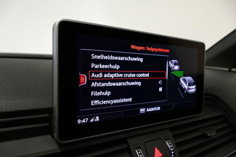 Audi Q5 55 TFSI e S edition / S Line / SQ5 Diffuser / Maxton Design Bodykit V.2 / Luchtvering / Panoramadak / Elektr. verstelbare voorstoelen (links met memory) / Matrix LED / Stoelverwarming / Apple Carplay - Android Auto / 21'' LMV / Dodehoekdetectie / Achterui