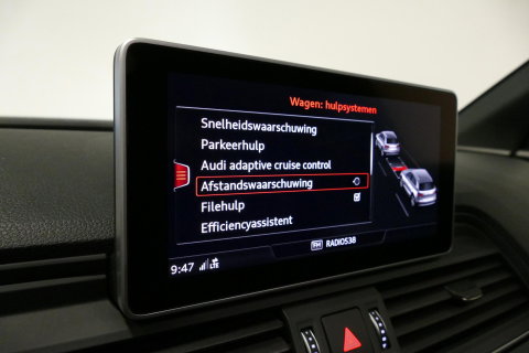 Audi Q5 55 TFSI e S edition / S Line / SQ5 Diffuser / Maxton Design Bodykit V.2 / Luchtvering / Panoramadak / Elektr. verstelbare voorstoelen (links met memory) / Matrix LED / Stoelverwarming / Apple Carplay - Android Auto / 21'' LMV / Dodehoekdetectie / Achterui