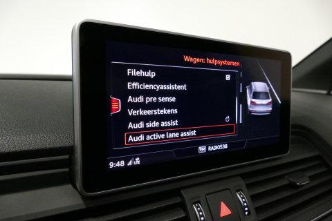 Audi Q5 55 TFSI e S edition / S Line / SQ5 Diffuser / Maxton Design Bodykit V.2 / Luchtvering / Panoramadak / Elektr. verstelbare voorstoelen (links met memory) / Matrix LED / Stoelverwarming / Apple Carplay - Android Auto / 21'' LMV / Dodehoekdetectie / Achterui