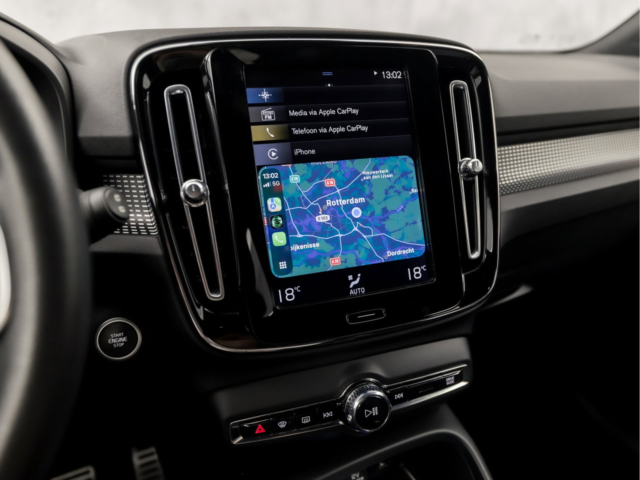 Volvo XC40