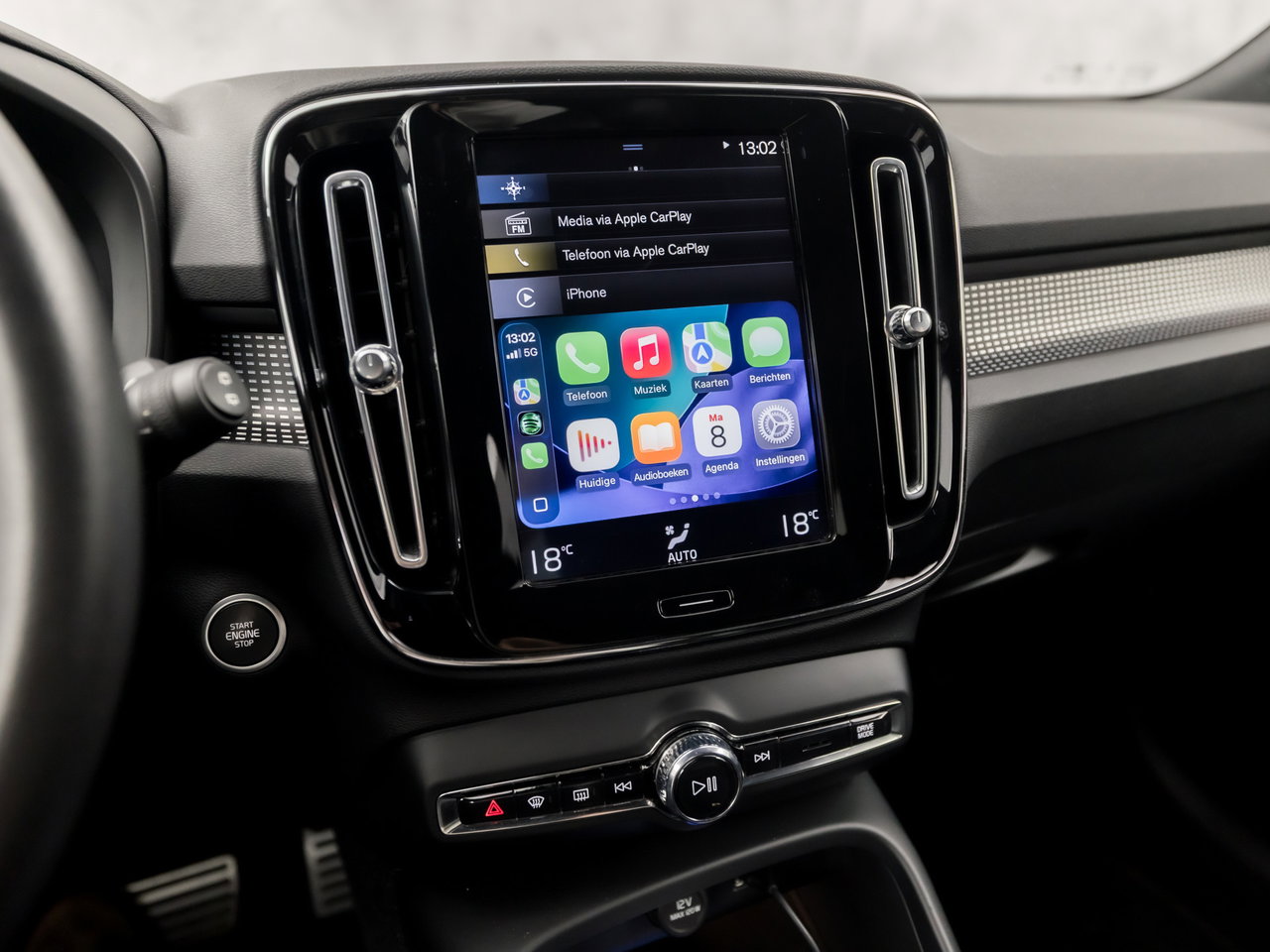 Volvo XC40