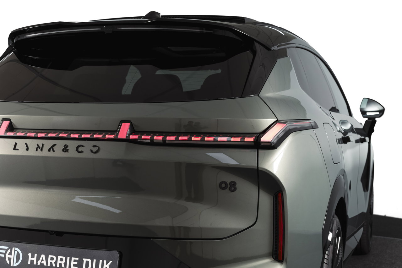 Lynk & Co 08