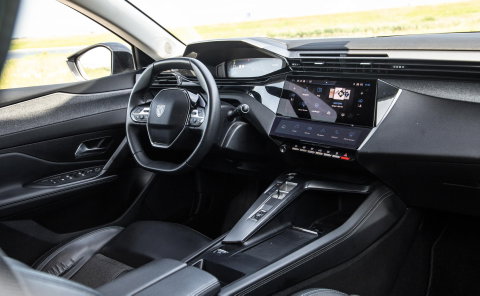 Peugeot 308 1.6 HYbrid 180 Allure Pack Business AIRCO / CRUISE CONTROLE / CARPLAY / PLUG IN HYBRID / STOELVERWARMING