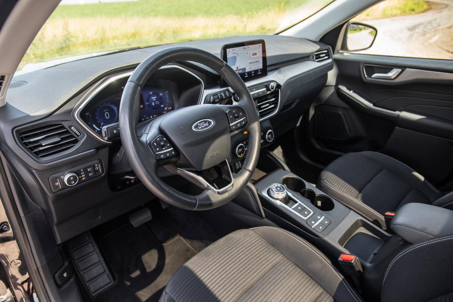 Ford Kuga 2.5 PHEV Titanium PANORAMA DAK / CAMERA / CRUISE CONTROLE / STOEL VERWARMING / CARPLAY