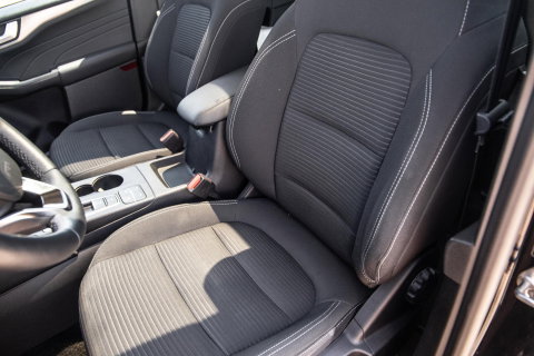Ford Kuga 2.5 PHEV Titanium PANORAMA DAK / CAMERA / CRUISE CONTROLE / STOEL VERWARMING / CARPLAY