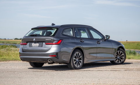 BMW 3 Serie Touring 320e LED / DEALER ONDERHOUDEN / STOELVERWARMING / CAMERA / CARPLAY
