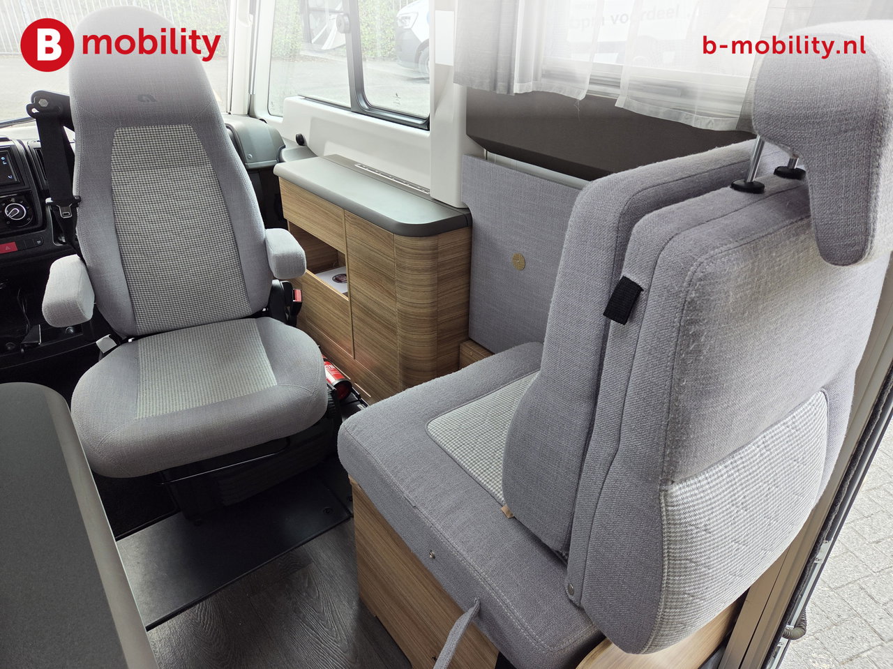 Adria SONIC 700 DC