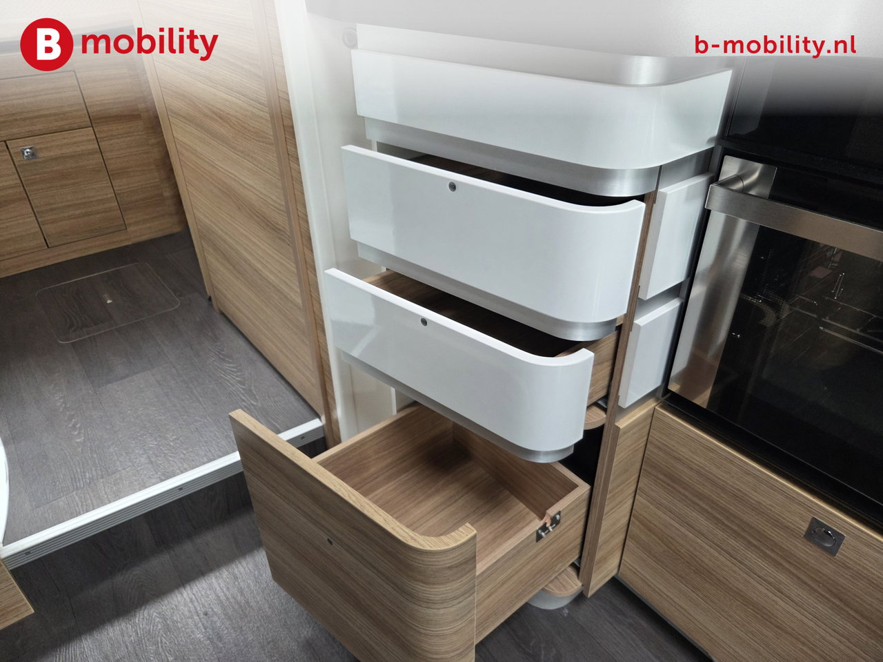 Adria SONIC 700 DC