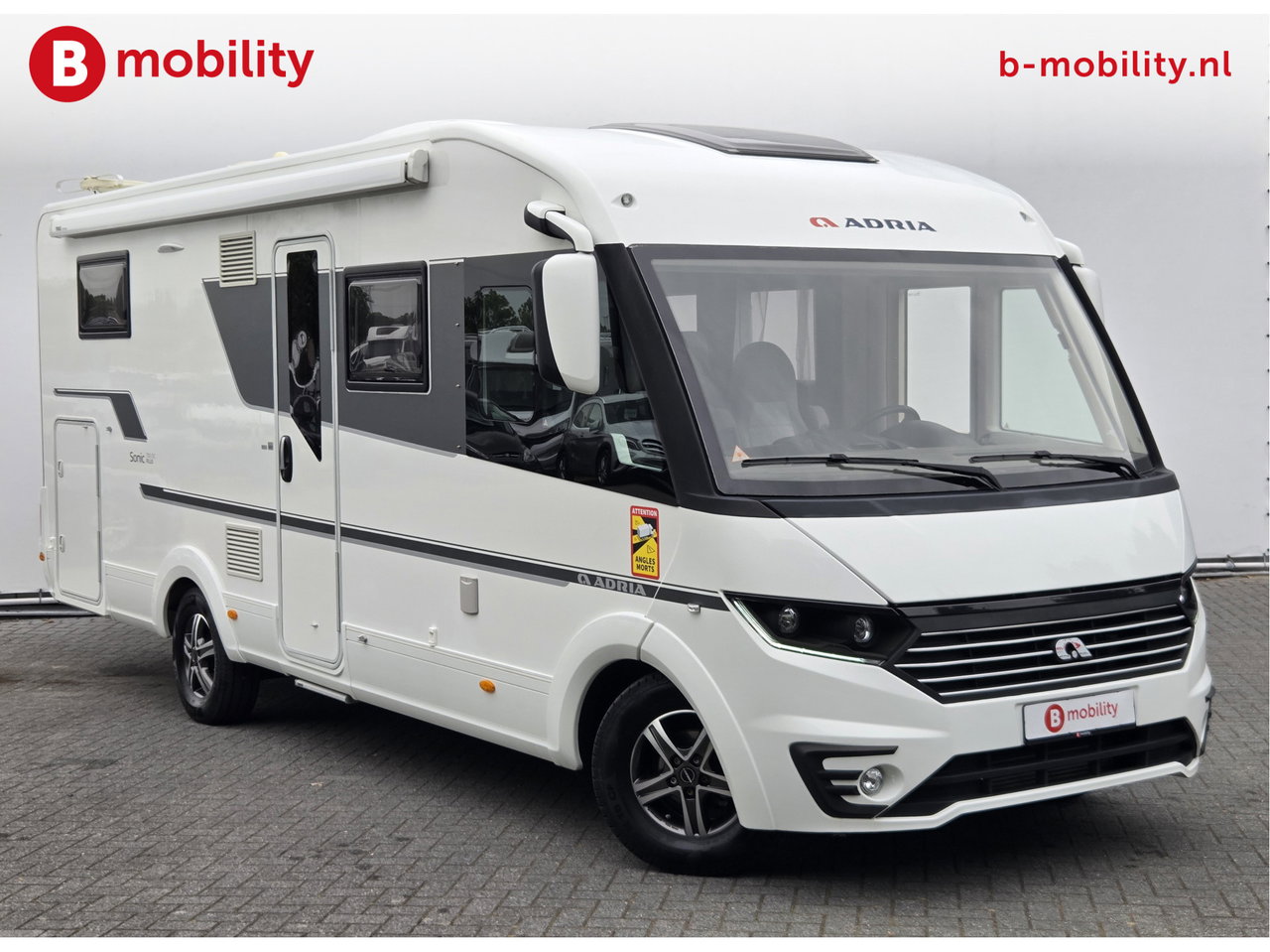 Adria SONIC 700 DC