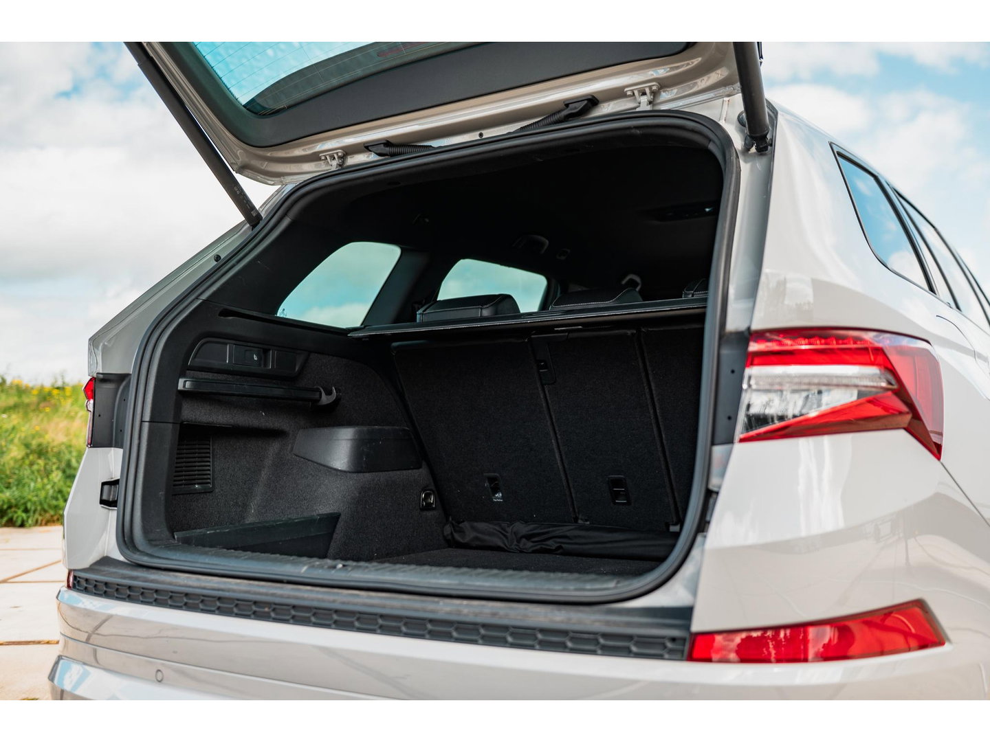 Škoda Kodiaq 2.0 TSI 4x4 Sportline | TREKHAAK | 360 CAMERA | STANDKACHEL | 20"