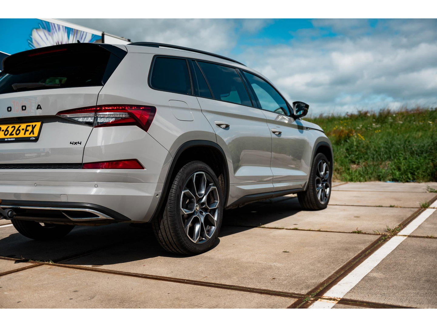 Škoda Kodiaq 2.0 TSI 4x4 Sportline | TREKHAAK | 360 CAMERA | STANDKACHEL | 20"