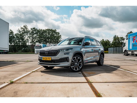 Škoda Kodiaq 2.0 TSI 4x4 Sportline | TREKHAAK | 360 CAMERA | STANDKACHEL | 20"
