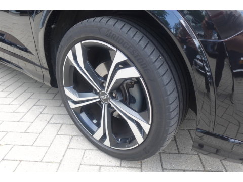 Audi Q3 Sportback 35 TFSI S Edition Competition PANO KEYLESS SFEER VOL
