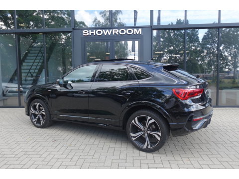 Audi Q3 Sportback 35 TFSI S Edition Competition PANO KEYLESS SFEER VOL