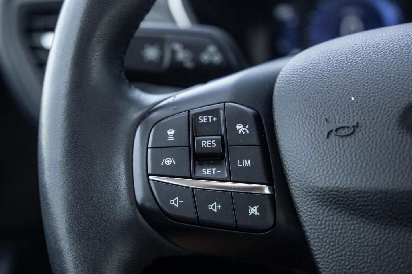 Ford Kuga 2.5 PHEV Titanium PANORAMA DAK / CAMERA / CRUISE CONTROLE / STOEL VERWARMING / CARPLAY