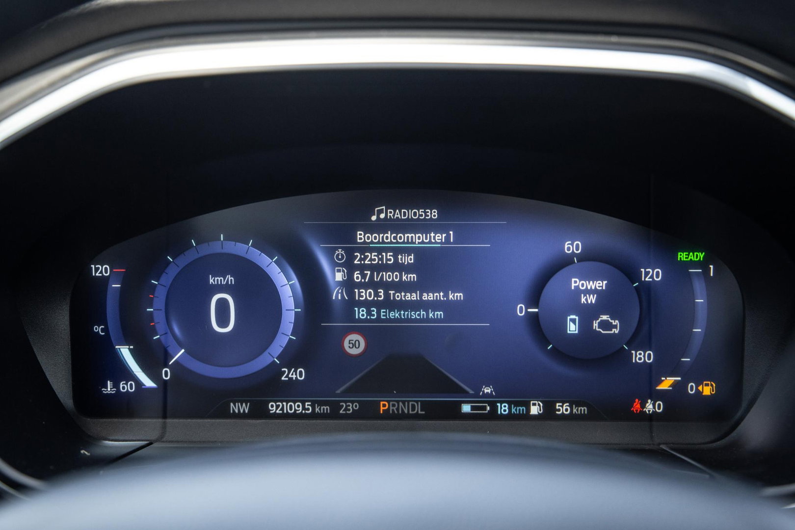 Ford Kuga 2.5 PHEV Titanium PANORAMA DAK / CAMERA / CRUISE CONTROLE / STOEL VERWARMING / CARPLAY