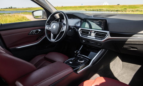 BMW 3 Serie Touring 320e LED / DEALER ONDERHOUDEN / STOELVERWARMING / CAMERA / CARPLAY