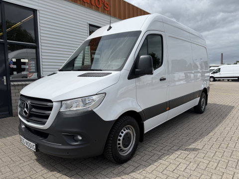 Mercedes-Benz Sprinter 314 2.2 CDI L2H2 automaat / vaste prijs rijklaar € 20.950 ex btw / euro 6 / bpm vrij / lease vanaf € 342 / leer / cruise en climate control / camera / standkachel / ingerichte laaruimte !