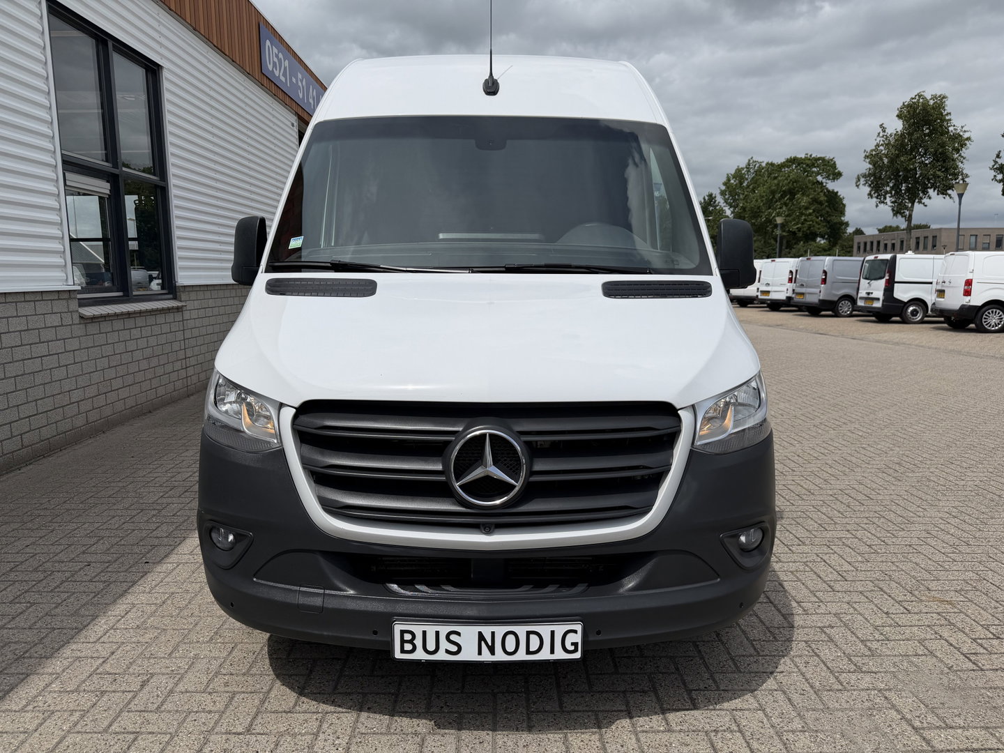 Mercedes-Benz Sprinter 314 2.2 CDI L2H2 automaat / vaste prijs rijklaar € 20.950 ex btw / euro 6 / bpm vrij / lease vanaf € 342 / leer / cruise en climate control / camera / standkachel / ingerichte laaruimte !