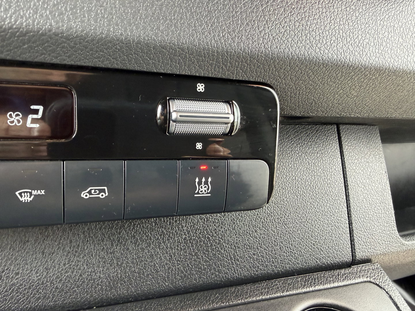 Mercedes-Benz Sprinter 314 2.2 CDI L2H2 automaat / vaste prijs rijklaar € 20.950 ex btw / euro 6 / bpm vrij / lease vanaf € 342 / leer / cruise en climate control / camera / standkachel / ingerichte laaruimte !