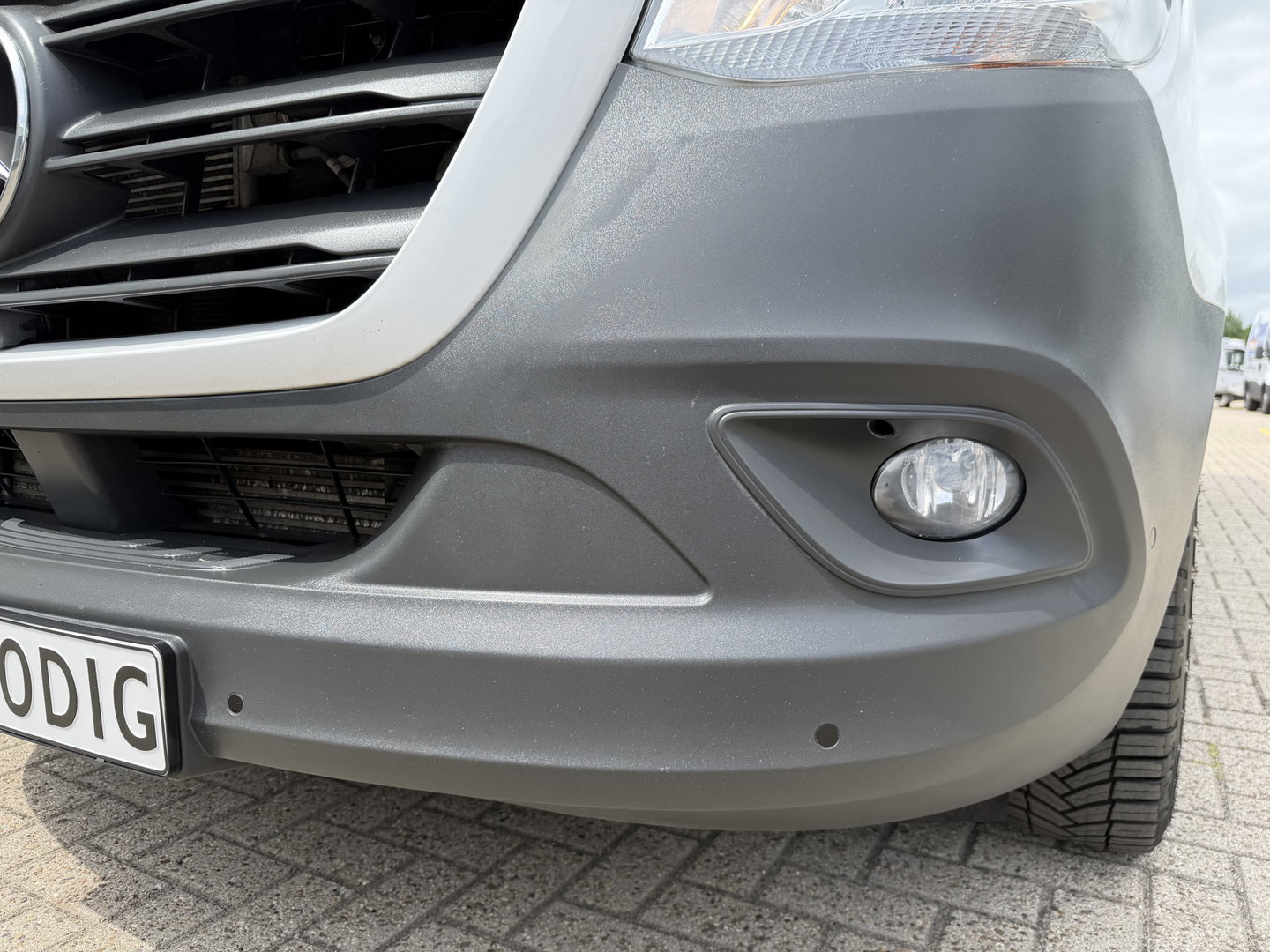 Mercedes-Benz Sprinter 314 2.2 CDI L2H2 automaat / vaste prijs rijklaar € 20.950 ex btw / euro 6 / bpm vrij / lease vanaf € 342 / leer / cruise en climate control / camera / standkachel / ingerichte laaruimte !