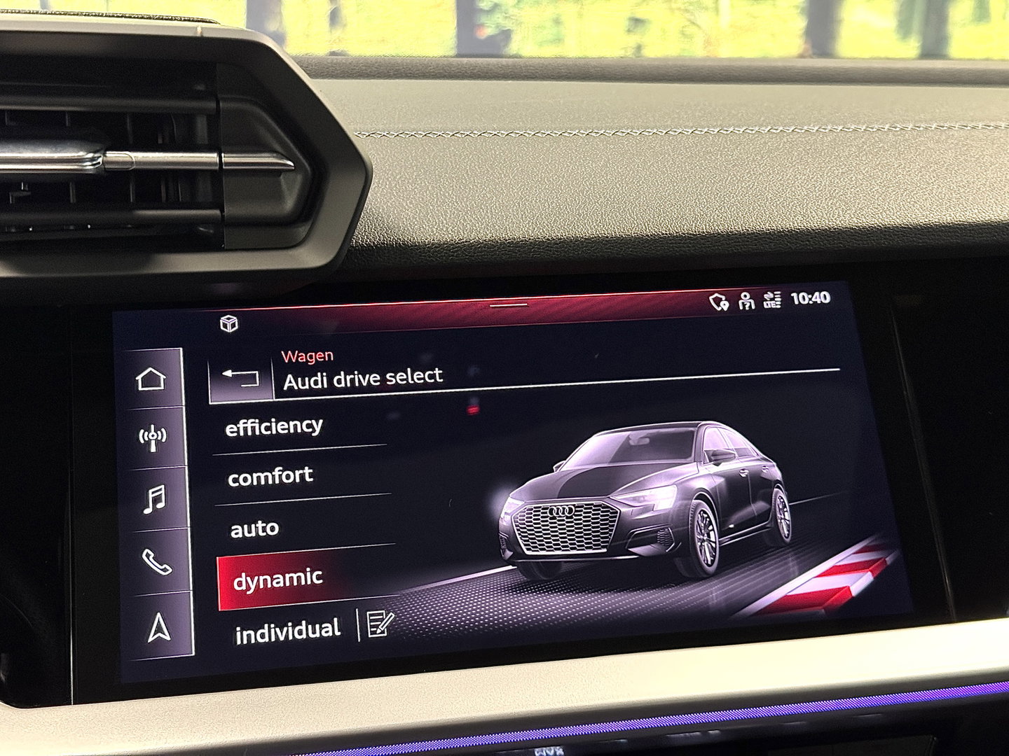 Audi A3 Limousine 2.0 TFSI S3 quattro | 310 PK! | Panoramadak | Apple Carplay | Android Auto | Camera | Sfeerverlichting | Lane Assist | Adaptieve Cruise Control | LED | DAB | Navigatie |