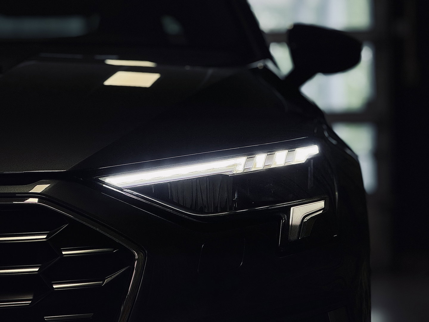 Audi A3 Limousine 2.0 TFSI S3 quattro | 310 PK! | Panoramadak | Apple Carplay | Android Auto | Camera | Sfeerverlichting | Lane Assist | Adaptieve Cruise Control | LED | DAB | Navigatie |