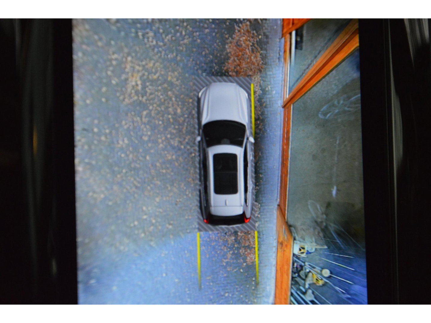 Volvo XC60 T6 hybride AWD Long Range | Panoramadak | 360 Camera | Trekhaak | Stoel + Stuur Verwarmd | Memory stoelen | VOC |