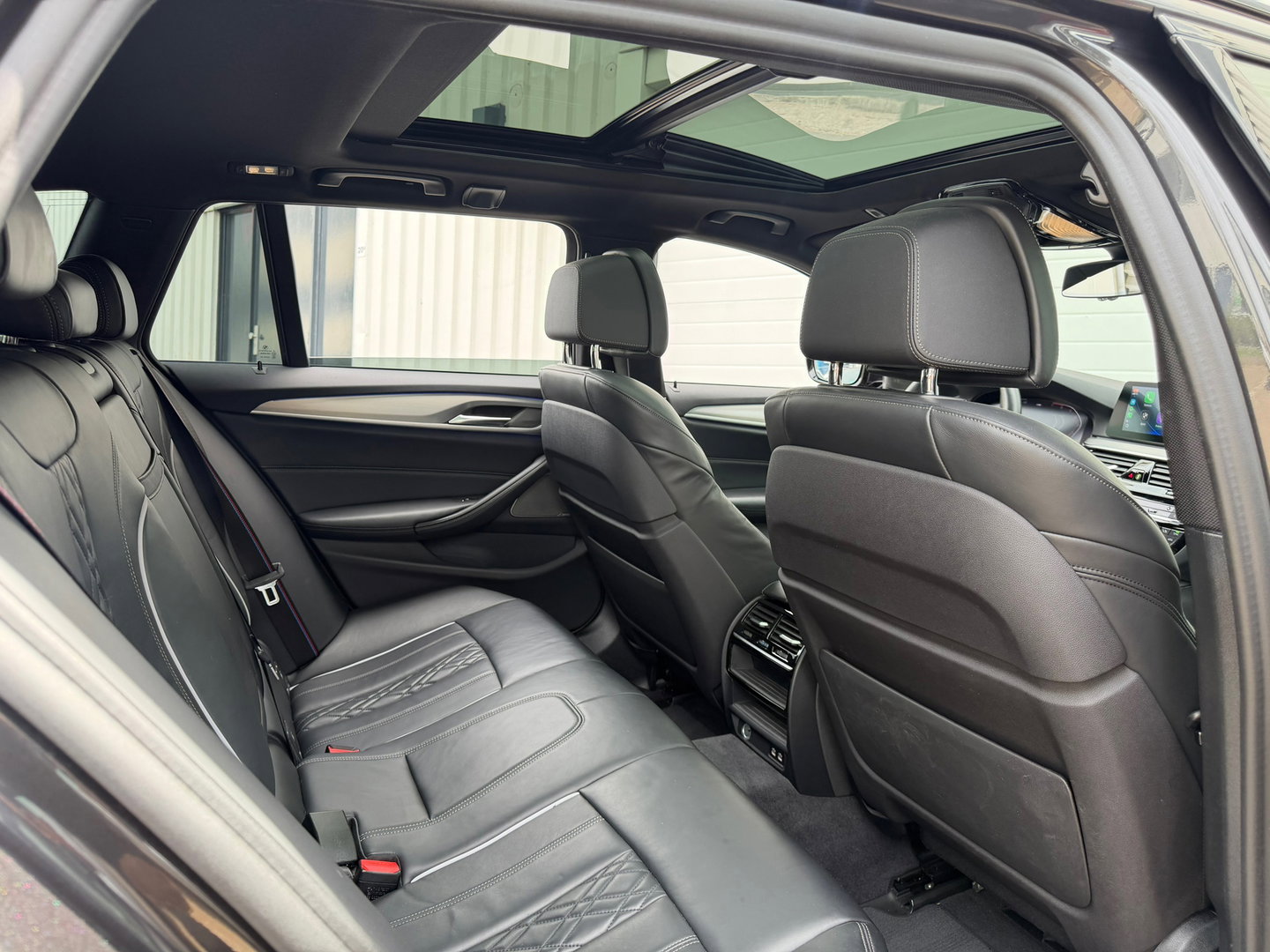 BMW 5 Serie Touring 520i High Exe M-Sport Pano|Harman&Kardon|Leder|Memory|Carplay|Camera