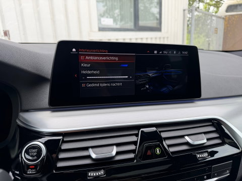BMW 5 Serie Touring 520i High Exe M-Sport Pano|Harman&Kardon|Leder|Memory|Carplay|Camera