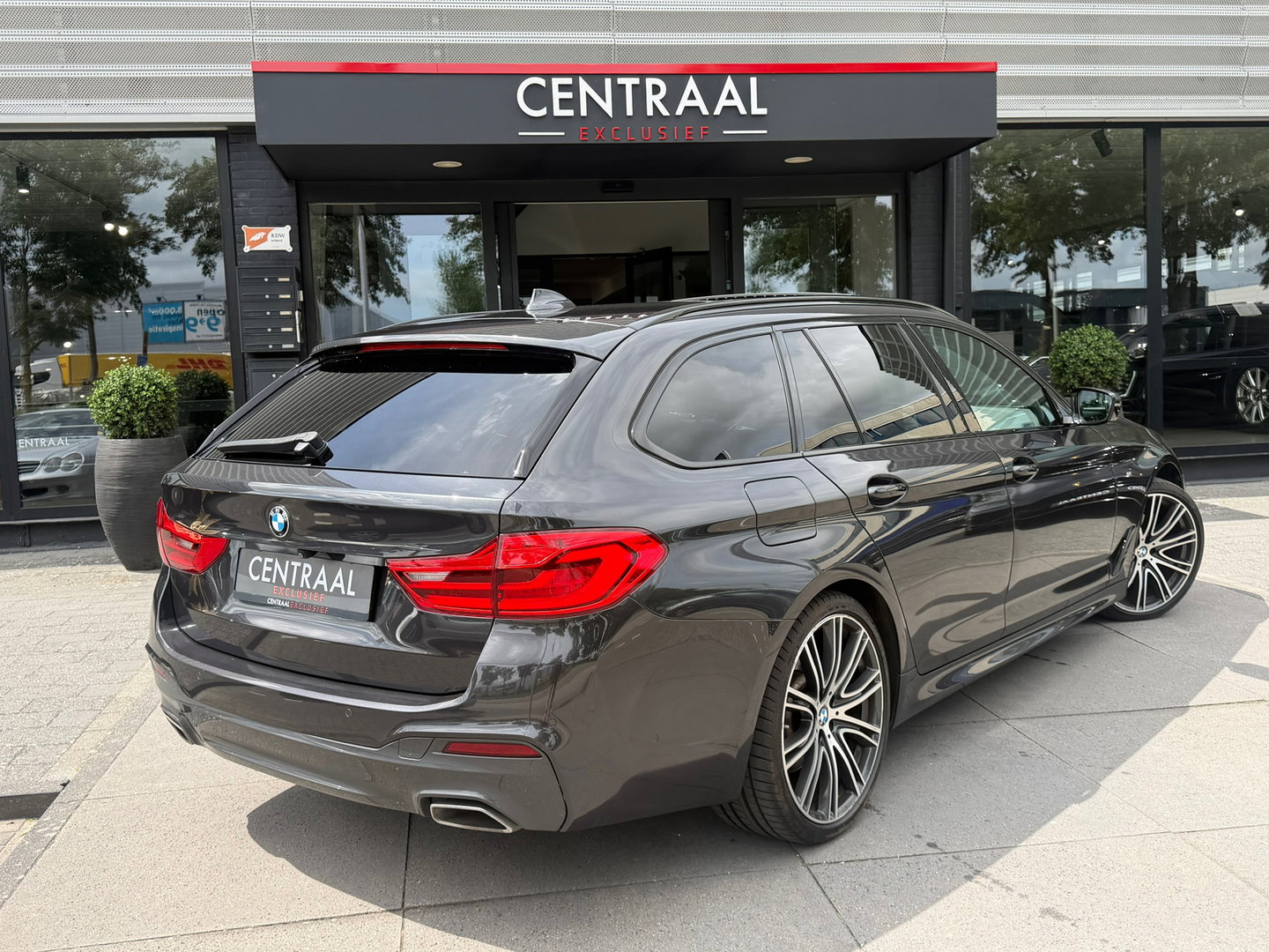 BMW 5 Serie Touring 520i High Exe M-Sport Pano|Harman&Kardon|Leder|Memory|Carplay|Camera