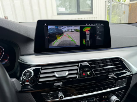 BMW 5 Serie Touring 520i High Exe M-Sport Pano|Harman&Kardon|Leder|Memory|Carplay|Camera