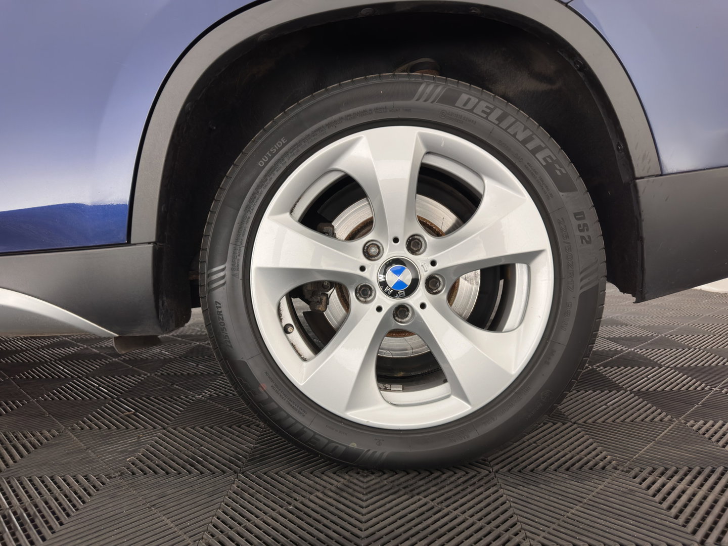 BMW X1 sDrive20d EfficientDynamics Upgrade Edition *LEATHER | XENON | NAVI-FULLMAP | COMFORTSEATS | ECC | PDC | CRUISE | TOWBAR | 17''ALU*