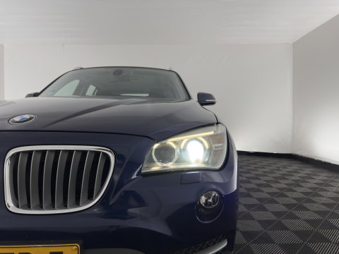 BMW X1 sDrive20d EfficientDynamics Upgrade Edition *LEATHER | XENON | NAVI-FULLMAP | COMFORTSEATS | ECC | PDC | CRUISE | TOWBAR | 17''ALU*