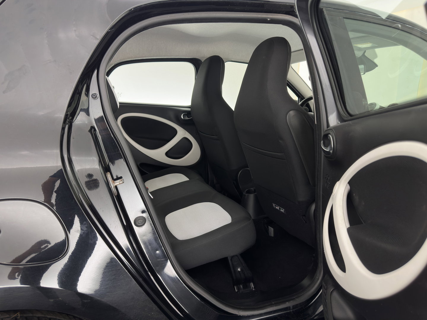 Smart Forfour 1.0 Passion *NAVI-FULLMAP | AIRCO | CRUISE | 15''ALU*