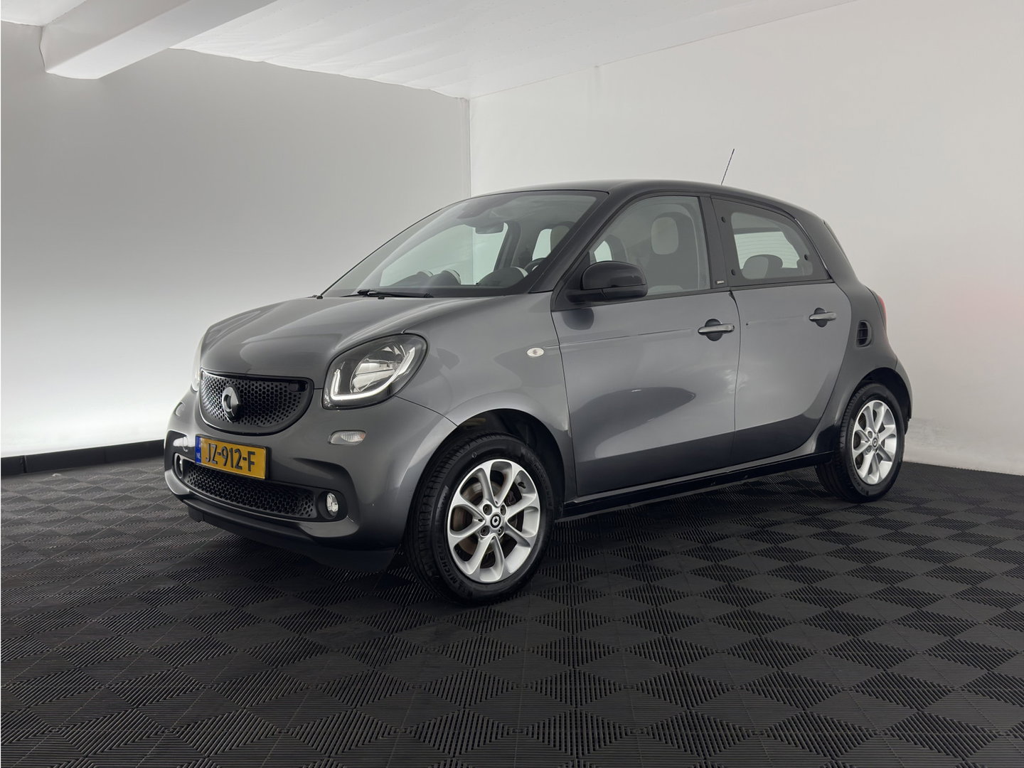 Smart Forfour 1.0 Passion *NAVI-FULLMAP | AIRCO | CRUISE | 15''ALU*