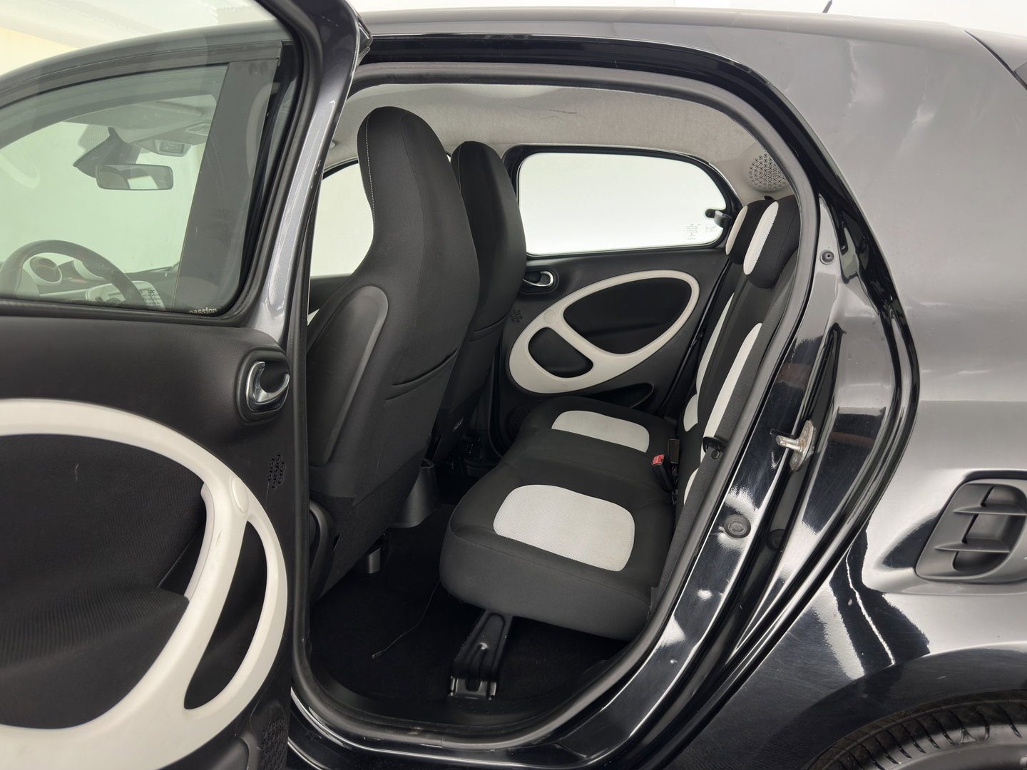 Smart Forfour 1.0 Passion *NAVI-FULLMAP | AIRCO | CRUISE | 15''ALU*