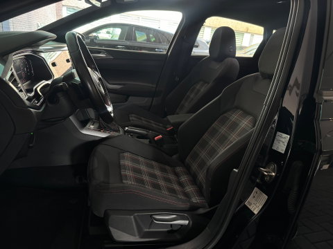 Volkswagen Polo 2.0 TSI GTI Pano|Beats|Camera|Keyless|Dodehoek