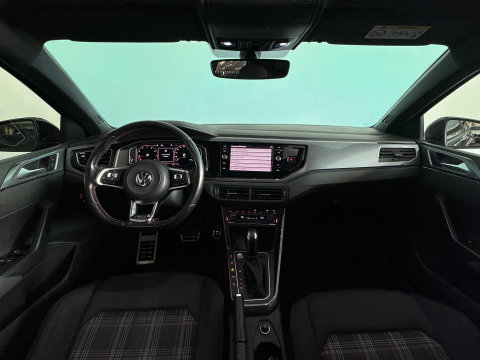 Volkswagen Polo 2.0 TSI GTI Pano|Beats|Camera|Keyless|Dodehoek