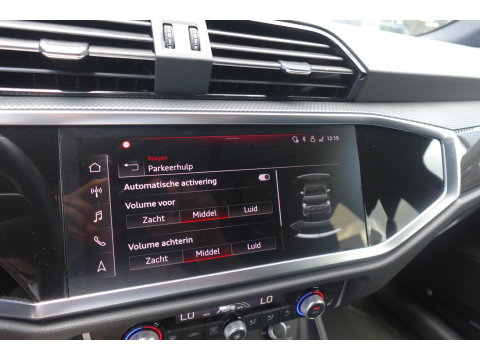 Audi Q3 Sportback 35 TFSI S Edition Competition PANO KEYLESS SFEER VOL'