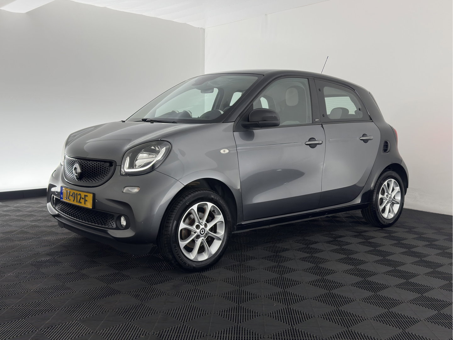 Smart Forfour 1.0 Passion *NAVI-FULLMAP | AIRCO | CRUISE | 15''ALU*