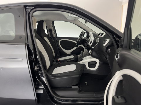 Smart Forfour 1.0 Passion *NAVI-FULLMAP | AIRCO | CRUISE | 15''ALU*