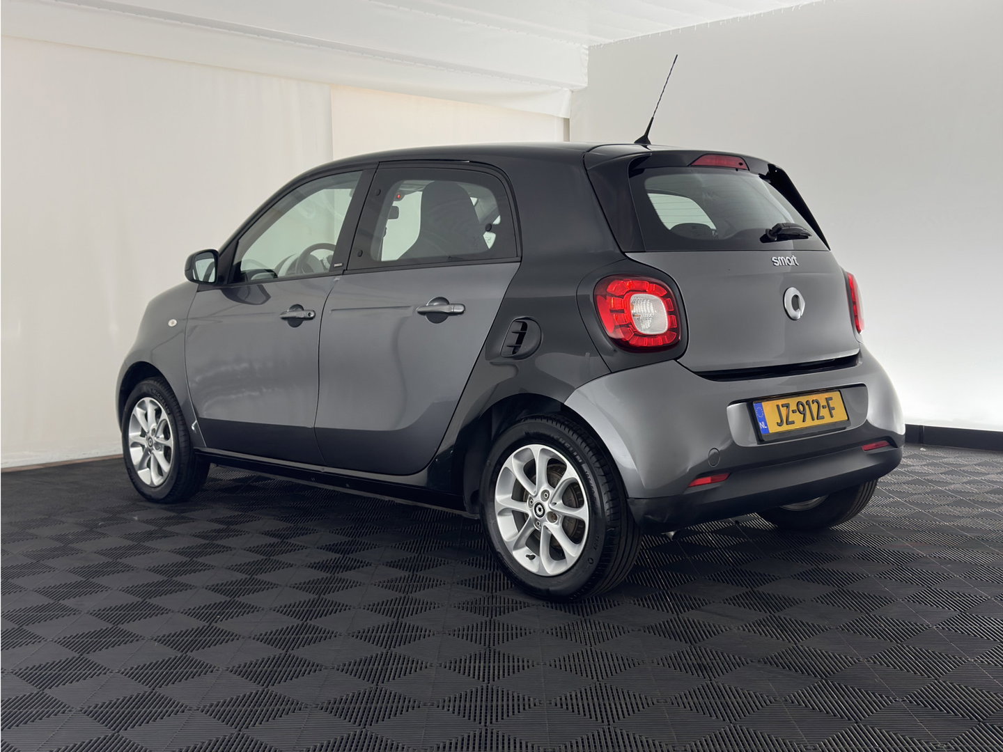 Smart Forfour 1.0 Passion *NAVI-FULLMAP | AIRCO | CRUISE | 15''ALU*