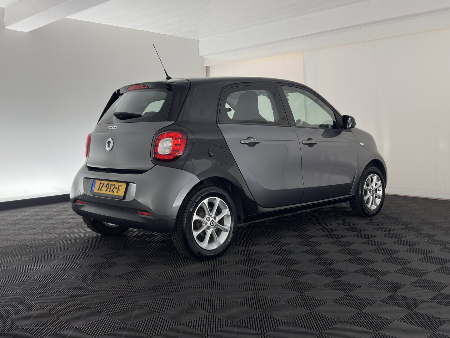 Smart Forfour 1.0 Passion *NAVI-FULLMAP | AIRCO | CRUISE | 15''ALU*