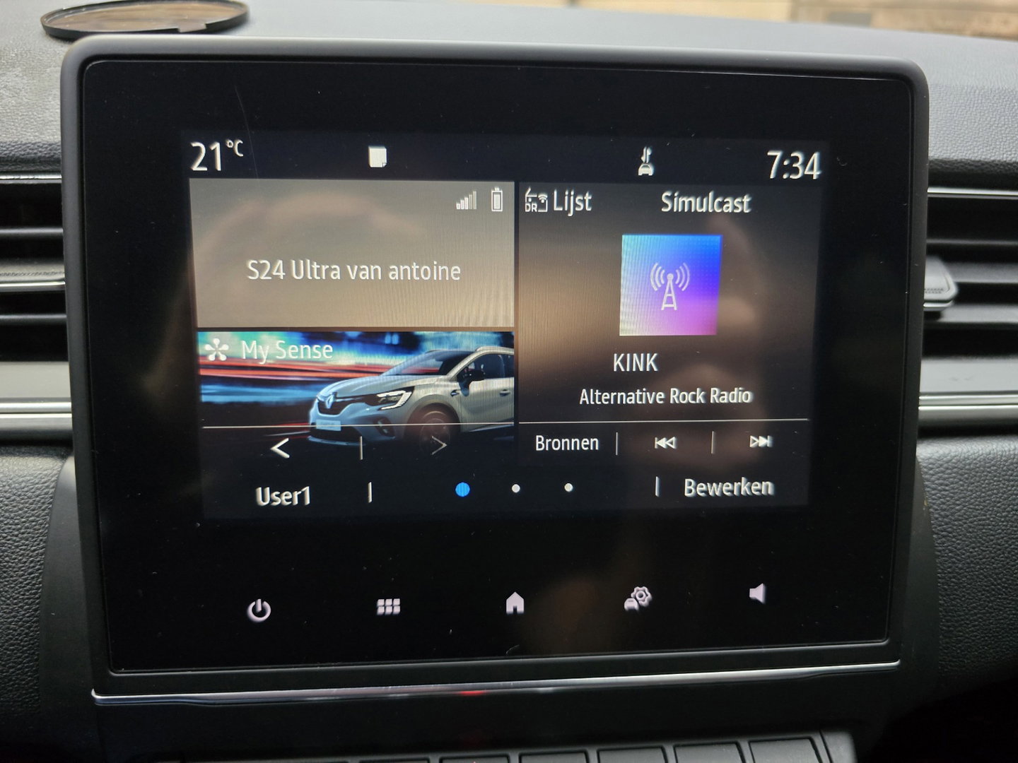 Renault Captur 1.3 TCe 130 Intens Trekhaak LED Navi Clima Cruise Camera LM
