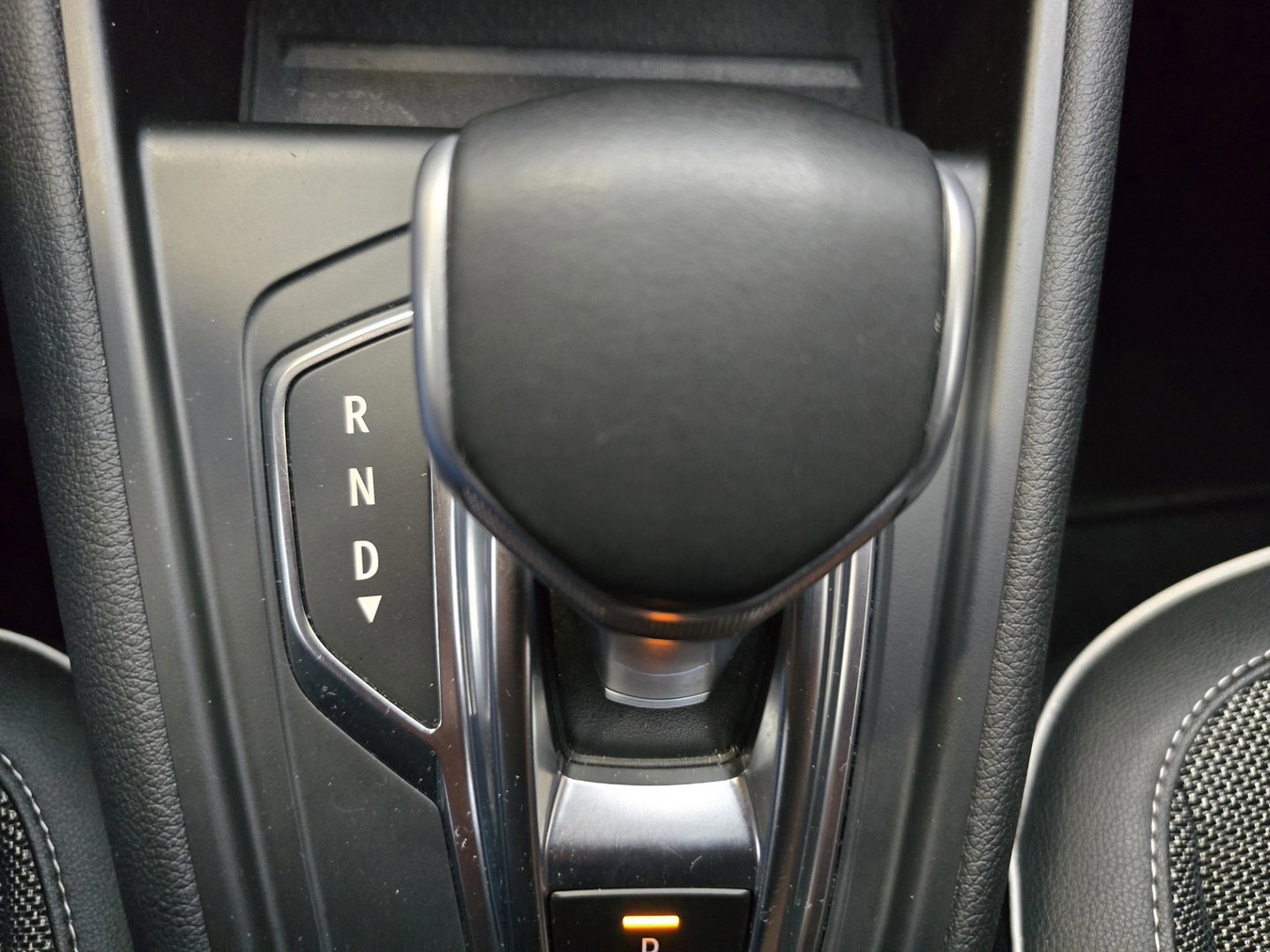 Renault Captur 1.3 TCe 130 Intens Trekhaak LED Navi Clima Cruise Camera LM